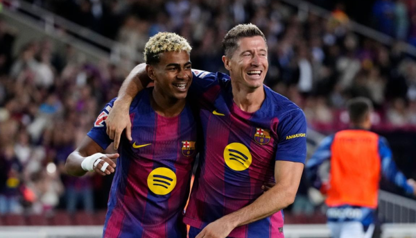 通盈证券 5场造6球! 曼联弃将重生, 征服巴萨球迷, 弗里克对他刮目相看